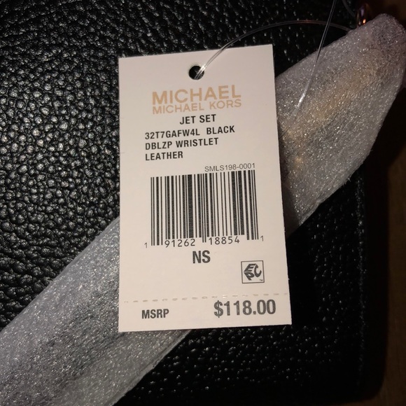 Michael Kors Jet set wristlet - Picture 4 of 6